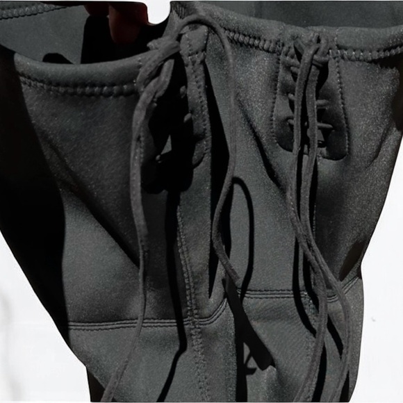 🌻NEW Good American Black Over the Knee High Lace-up Detail Heeled Boots Size 5 - Picture 3 of 9